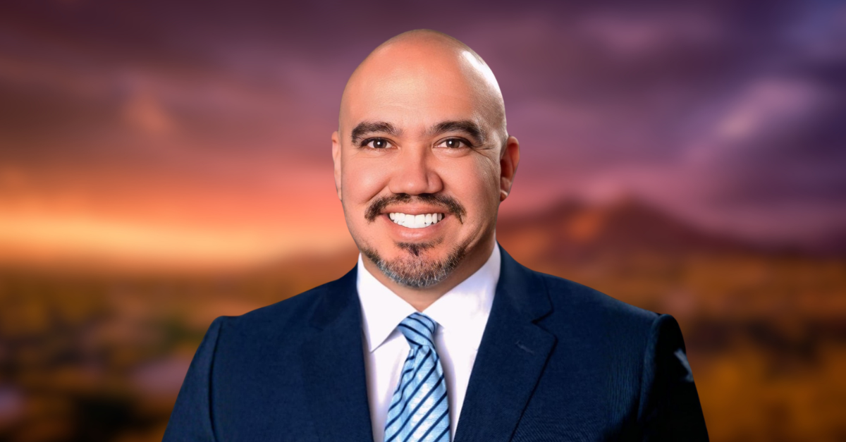 Sergio Arellano headshot