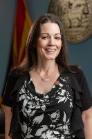 Rachel Walden headshot